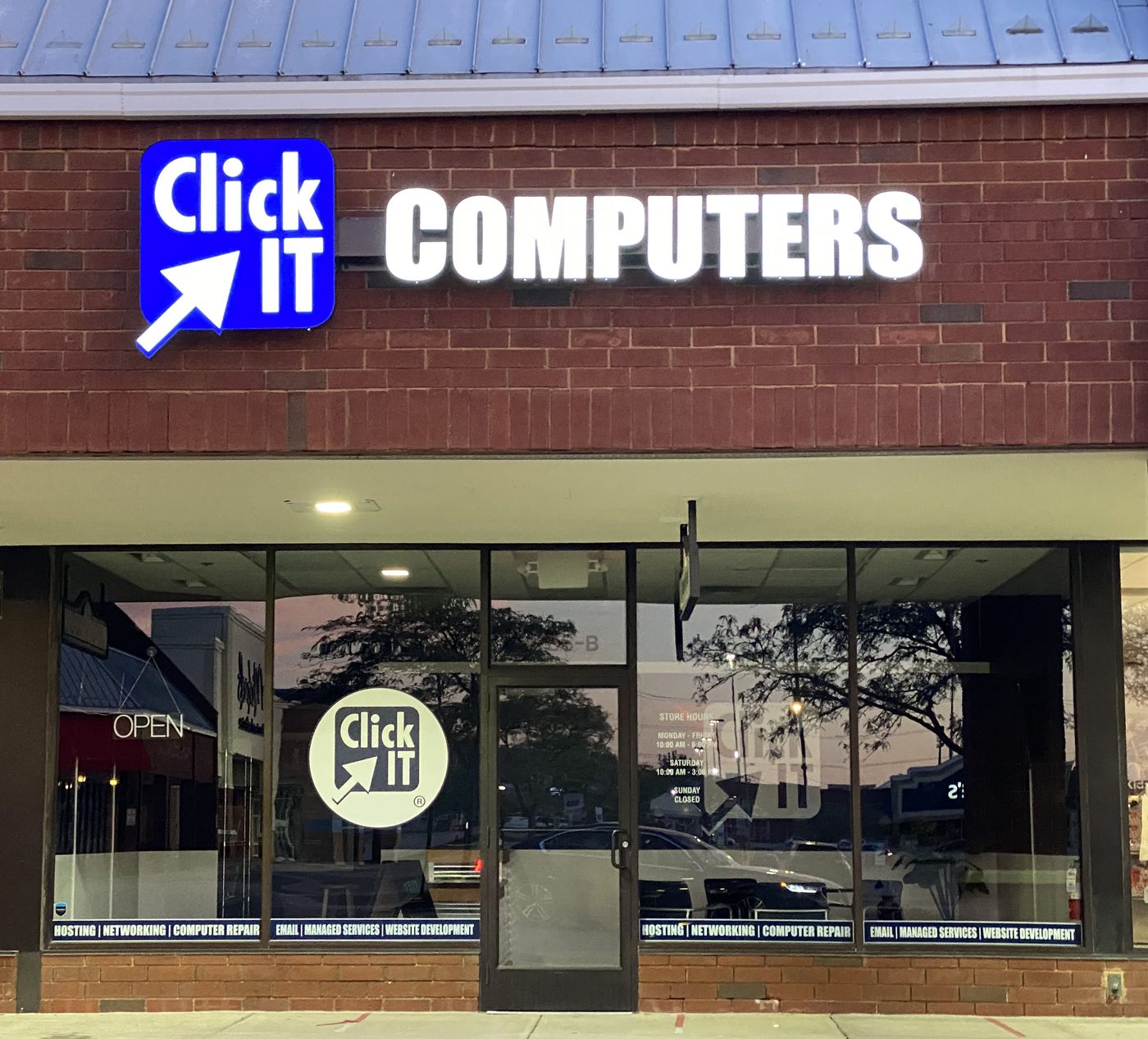 A Click IT Computers storefront