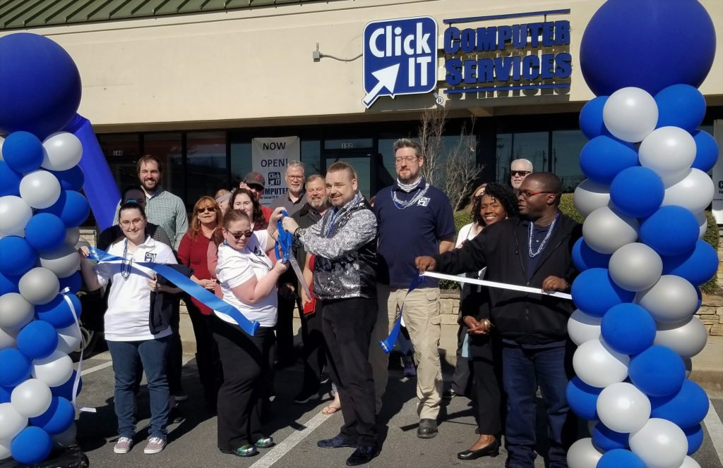 Ribbon cutting at the Click IT Marietta grand opening